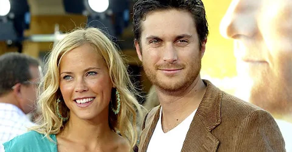 oliver hudson net worth 2017