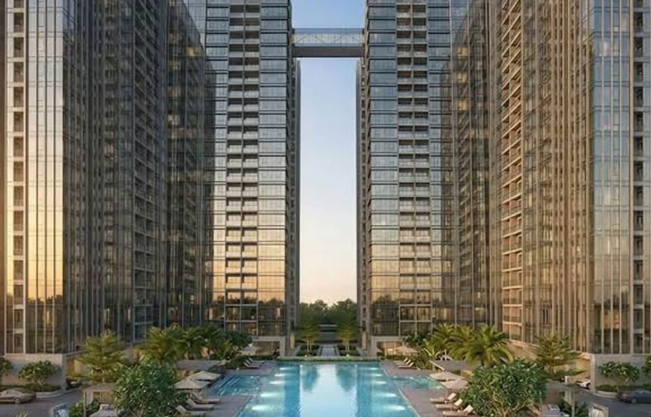 One Chuan Grove Pairs Sing Holdings with Sunway on a Prime Circle Line Plot